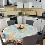 Convivial Avec Terrasse Abritée, 3 Chambres, Cuisine équipée, Espace Détente, Proche Autoroutes Et Pistes Cyclables. - Fr-1-744-6 *