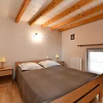 Convivial Avec Terrasse Abritée, 3 Chambres, Cuisine équipée, Espace Détente, Proche Autoroutes Et Pistes Cyclables. - Fr-1-744-6 Apartamento