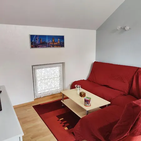 Gite Convivial Avec Terrasse Abritee, 3 Chambres, Cuisine Equipee, Espace Detente, Proche Autoroutes Et Pistes Cyclables. - Fr-1-744-6 *