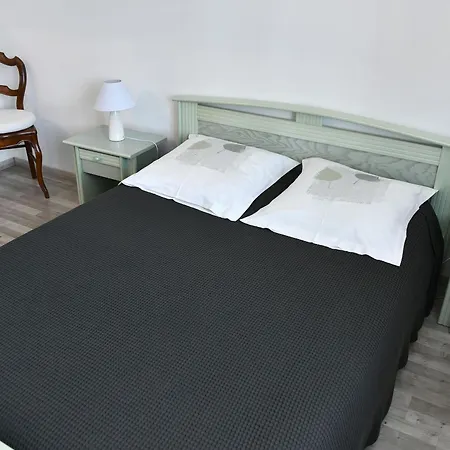 Convivial Avec Terrasse Abritee, 3 Chambres, Cuisine Equipee, Espace Detente, Proche Autoroutes Et Pistes Cyclables. - Fr-1-744-6