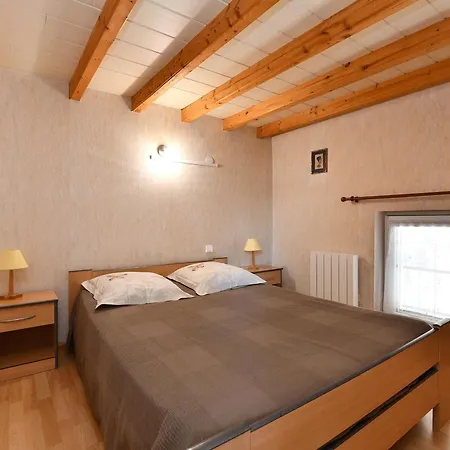 Convivial Avec Terrasse Abritee, 3 Chambres, Cuisine Equipee, Espace Detente, Proche Autoroutes Et Pistes Cyclables. - Fr-1-744-6 Apartment