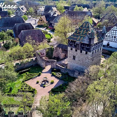 Convivial Avec Terrasse Abritée, 3 Chambres, Cuisine équipée, Espace Détente, Proche Autoroutes Et Pistes Cyclables. - Fr-1-744-6 Appartamento Baldersheim