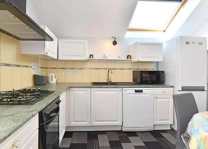Convivial Avec Terrasse Abritée, 3 Chambres, Cuisine équipée, Espace Détente, Proche Autoroutes Et Pistes Cyclables. - Fr-1-744-6 Appartamento Baldersheim
