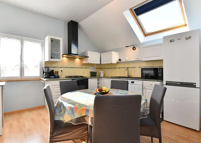 Appartamento Convivial Avec Terrasse Abritée, 3 Chambres, Cuisine équipée, Espace Détente, Proche Autoroutes Et Pistes Cyclables. - Fr-1-744-6 Baldersheim